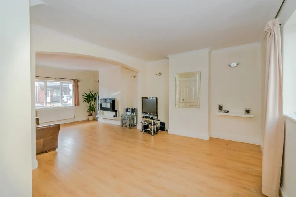 3 bed Semi-Detached