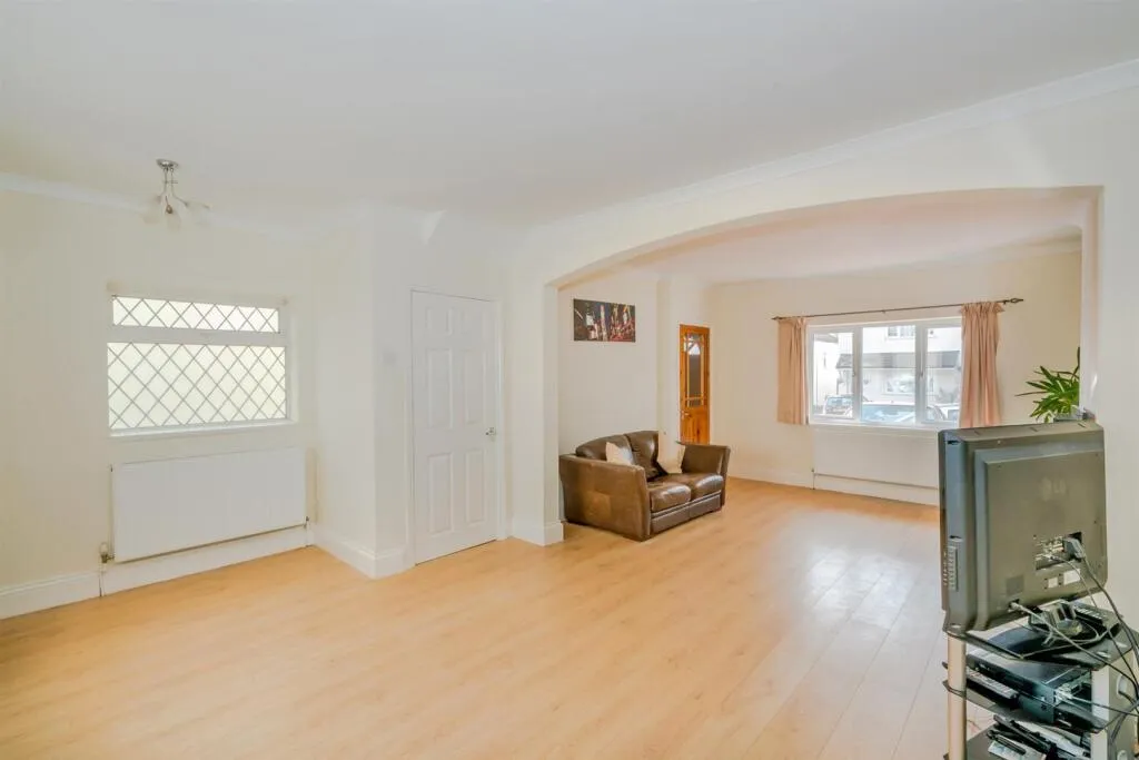3 bed Semi-Detached