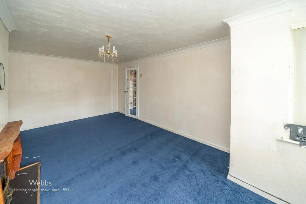4 bed Semi-Detached