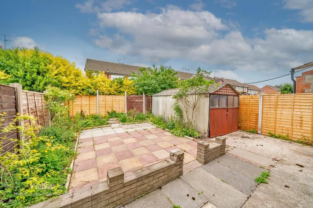 4 bed Semi-Detached