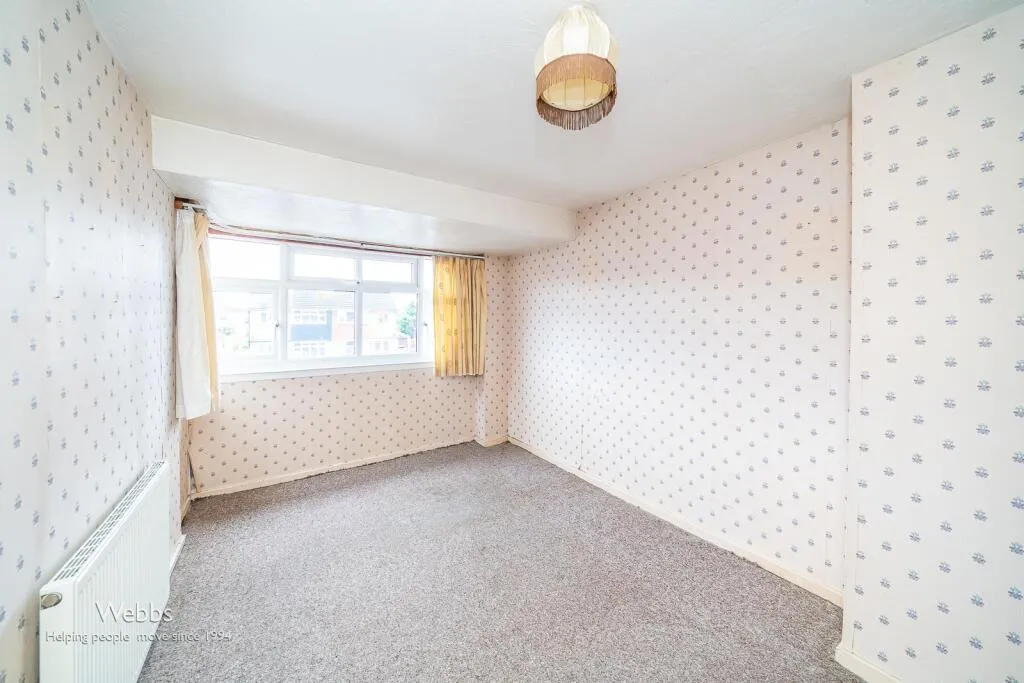 4 bed Semi-Detached