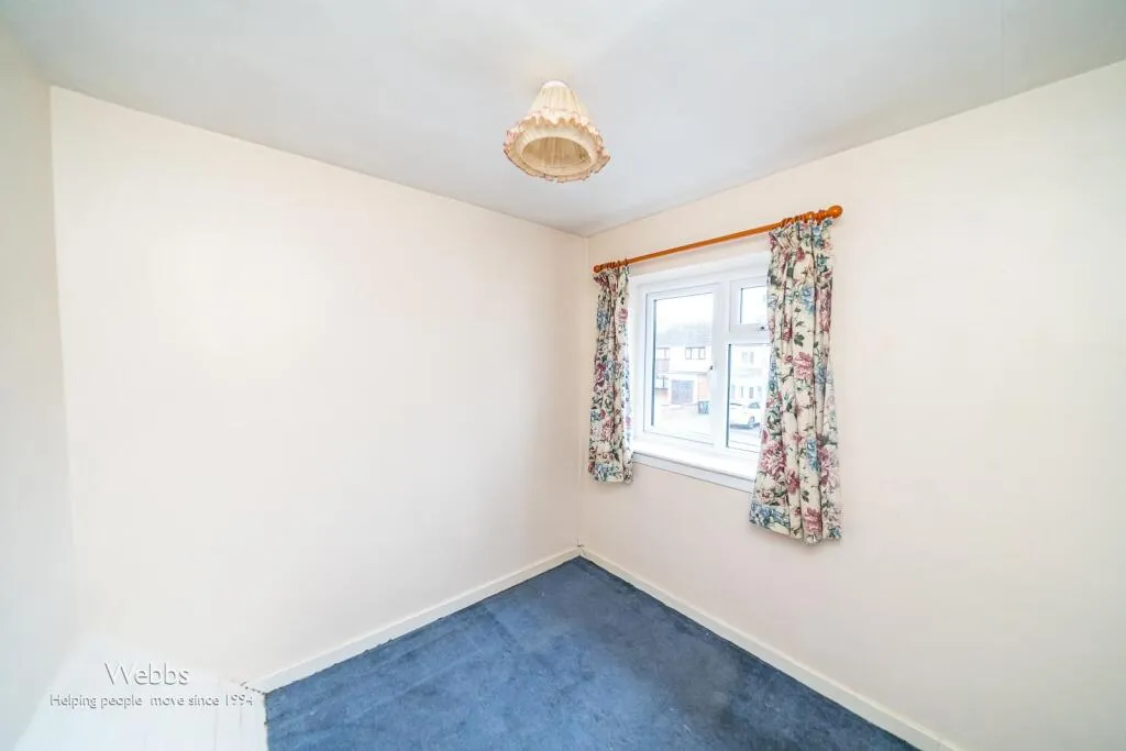 4 bed Semi-Detached