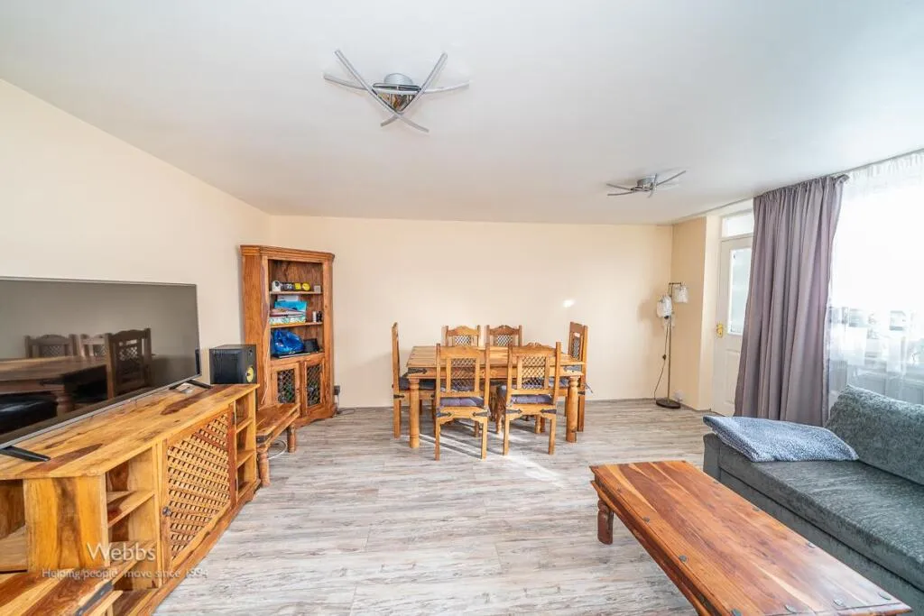 2 bed Bungalow