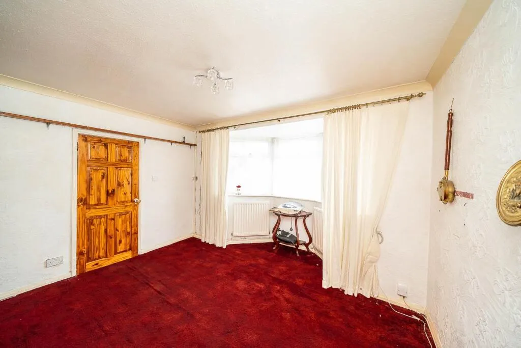 3 bed Semi-Detached