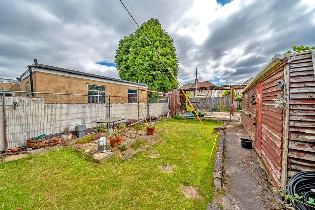 3 bed Semi-Detached