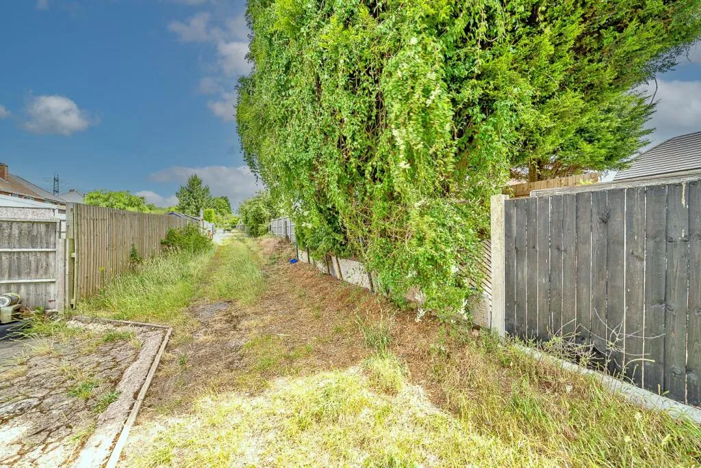 3 bed Semi-Detached