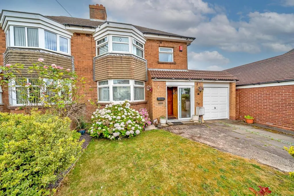 3 bed Semi-Detached