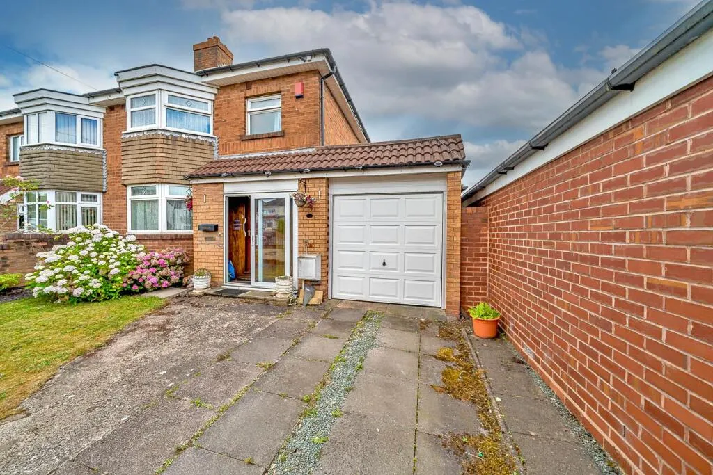 3 bed Semi-Detached
