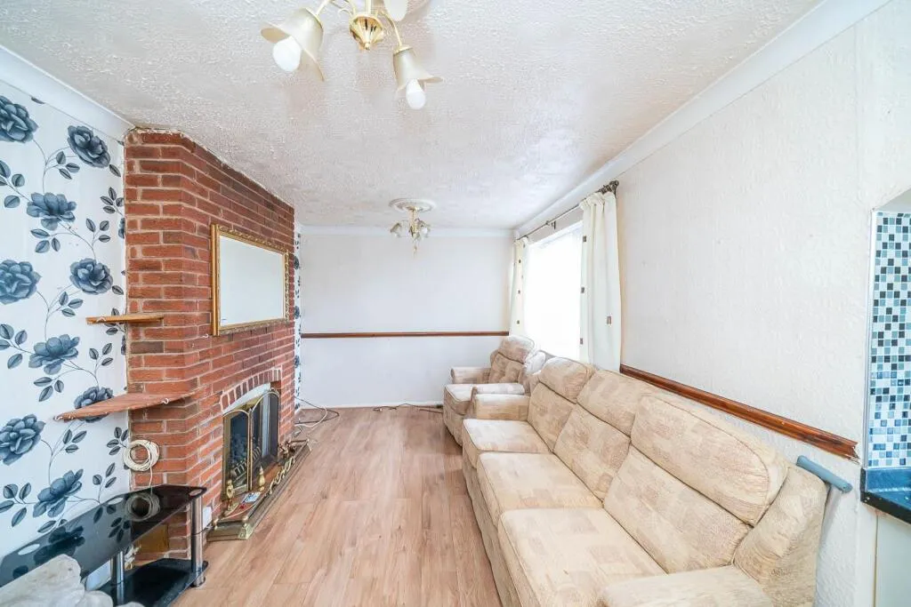 3 bed Semi-Detached