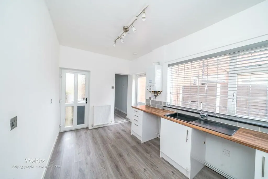 3 bed Semi-Detached