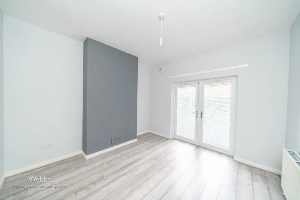 3 bed Semi-Detached