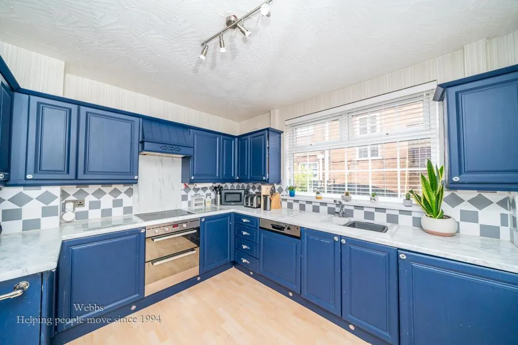3 bed Semi-Detached