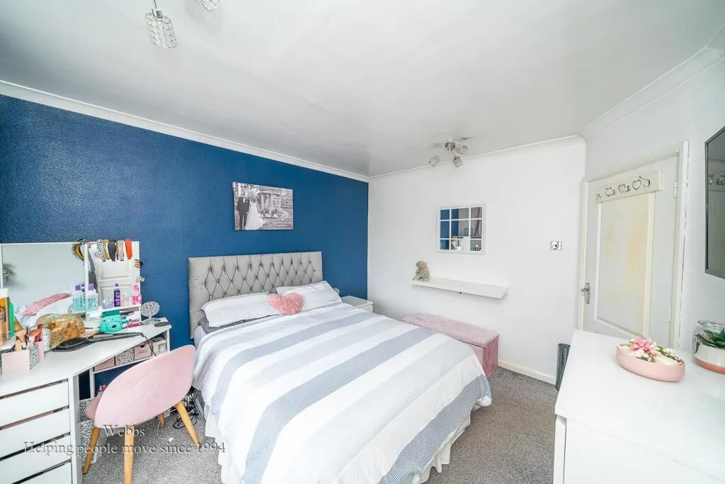 3 bed Semi-Detached