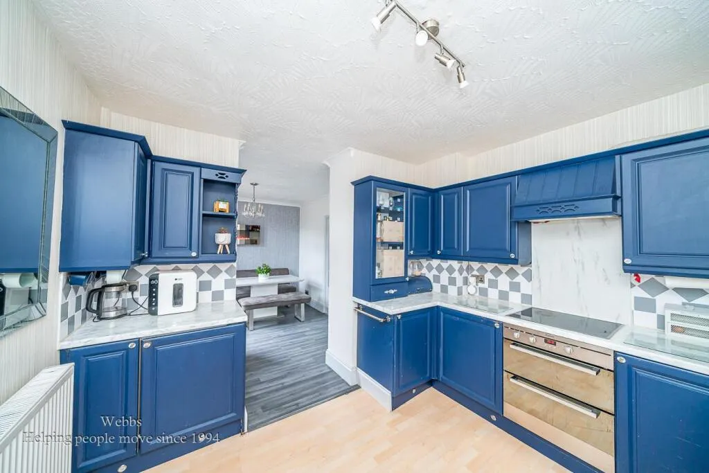 3 bed Semi-Detached
