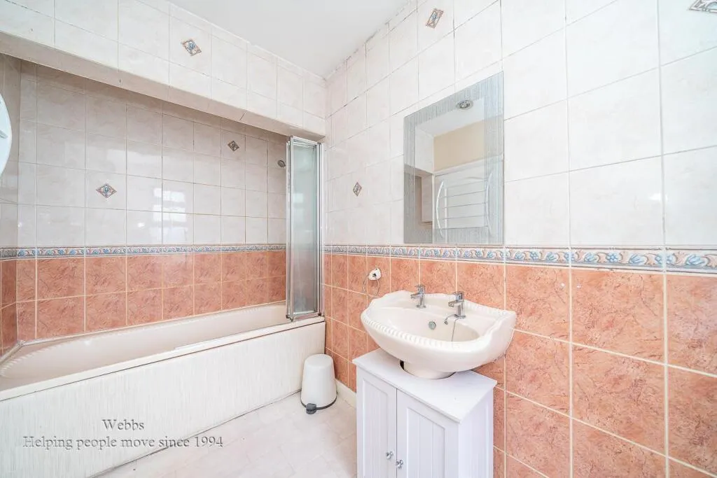 3 bed Semi-Detached