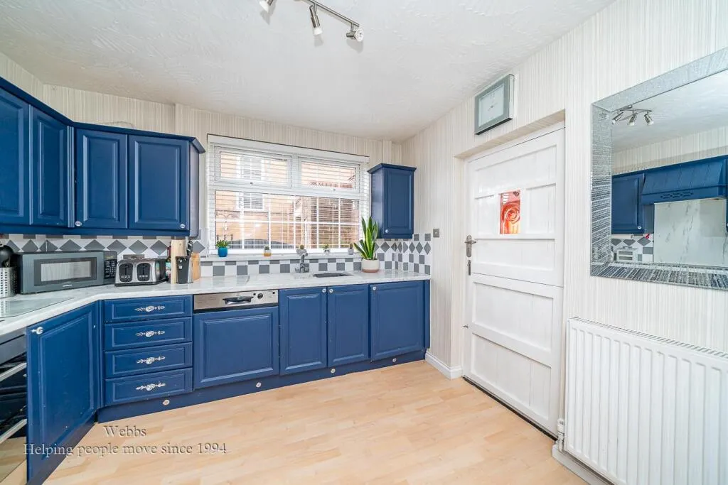 3 bed Semi-Detached