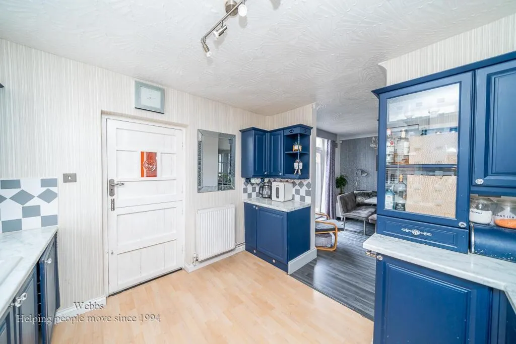 3 bed Semi-Detached