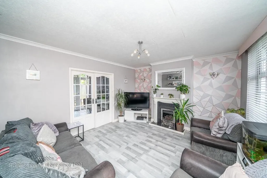 3 bed Semi-Detached