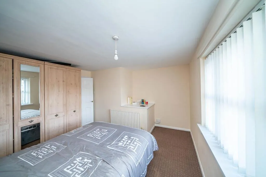 3 bed Terraced