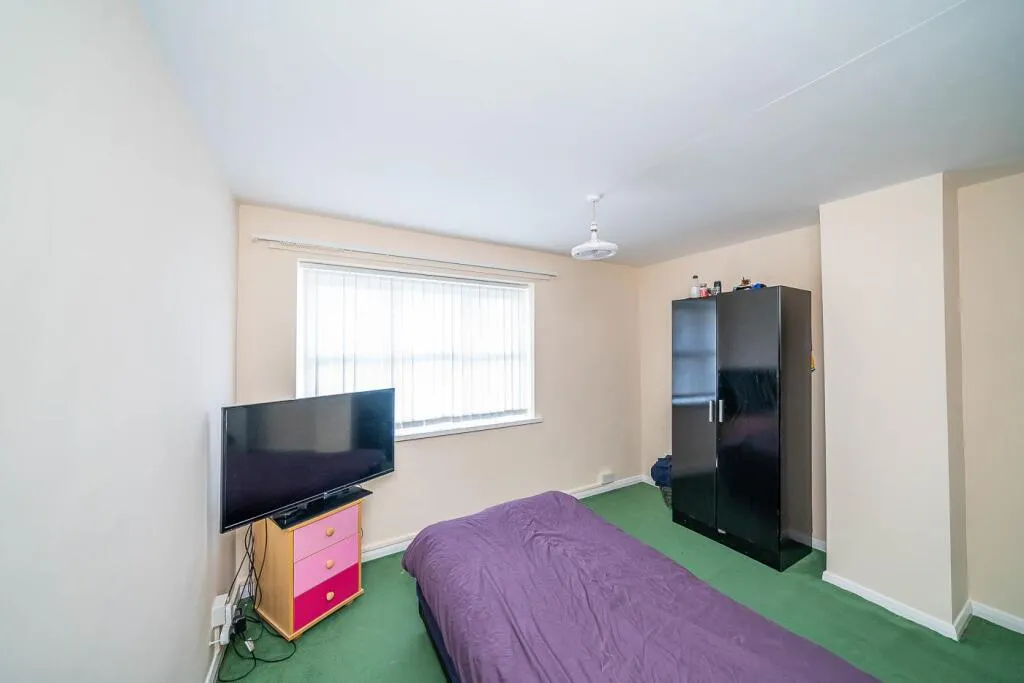 3 bed Terraced