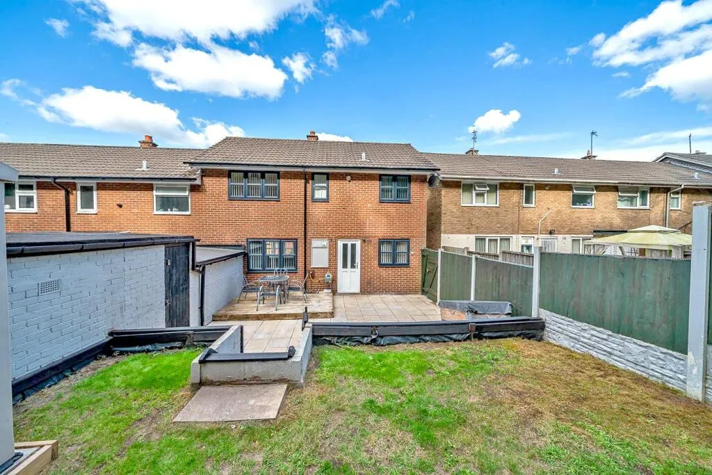3 bed Terraced