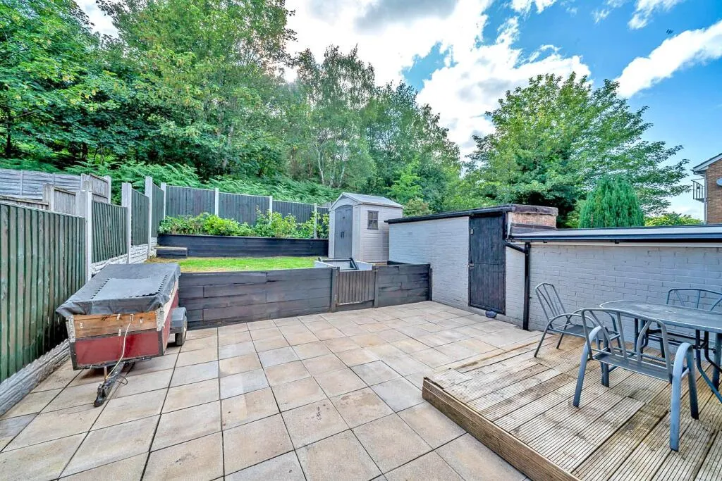 3 bed Terraced