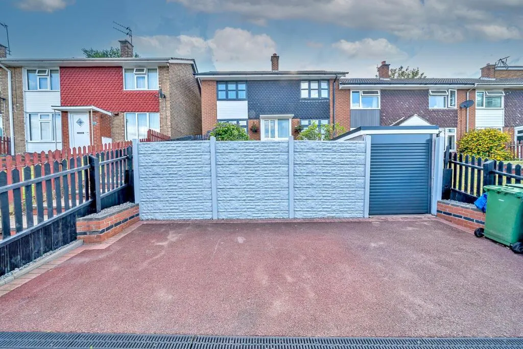 3 bed Terraced