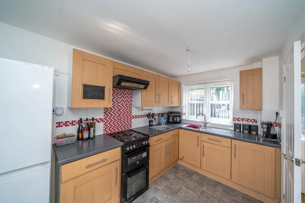 3 bed Terraced