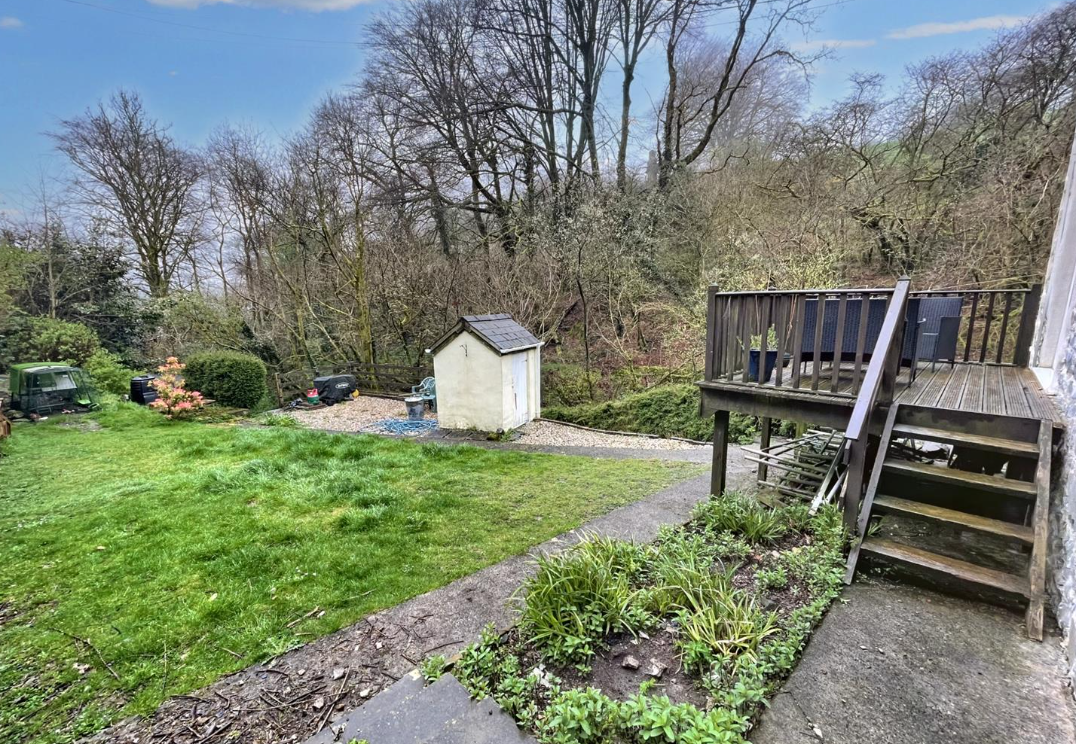 4 bed Detached