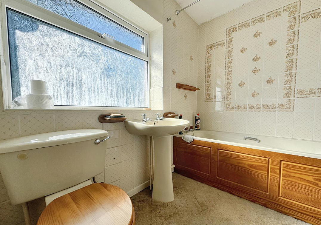 3 bed Semi-Detached