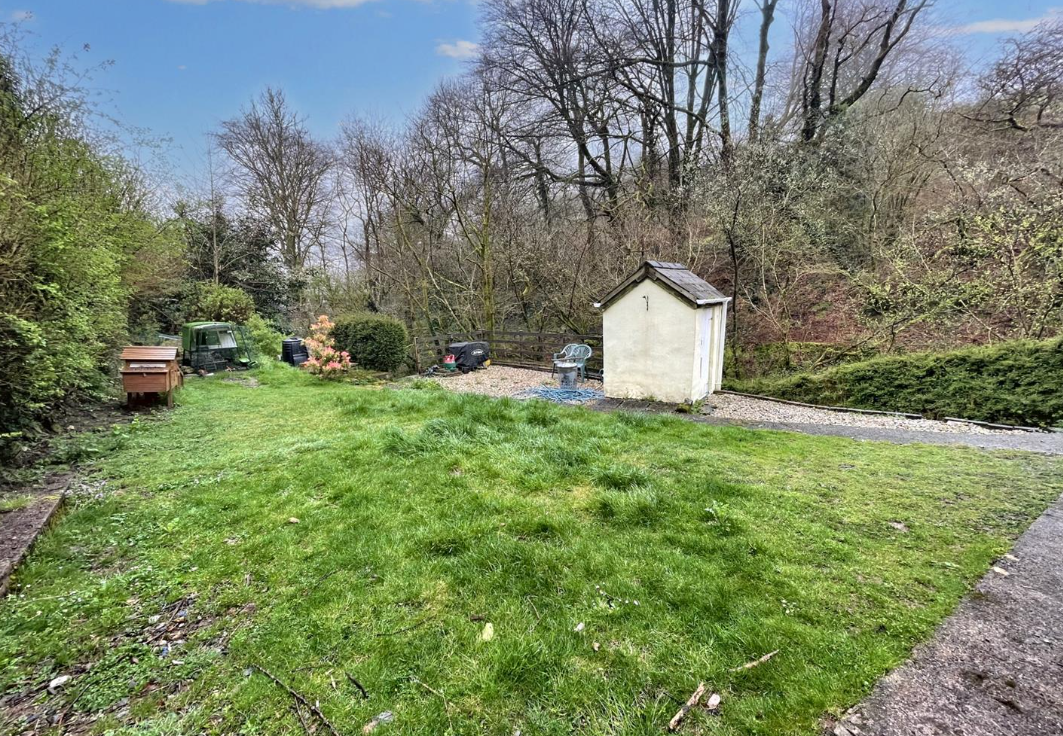 4 bed Detached