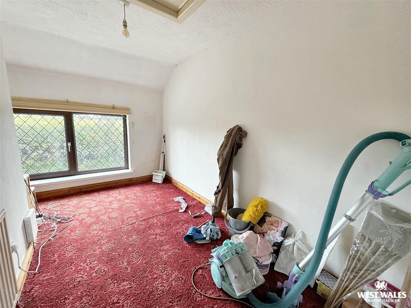 5 bed Terraced