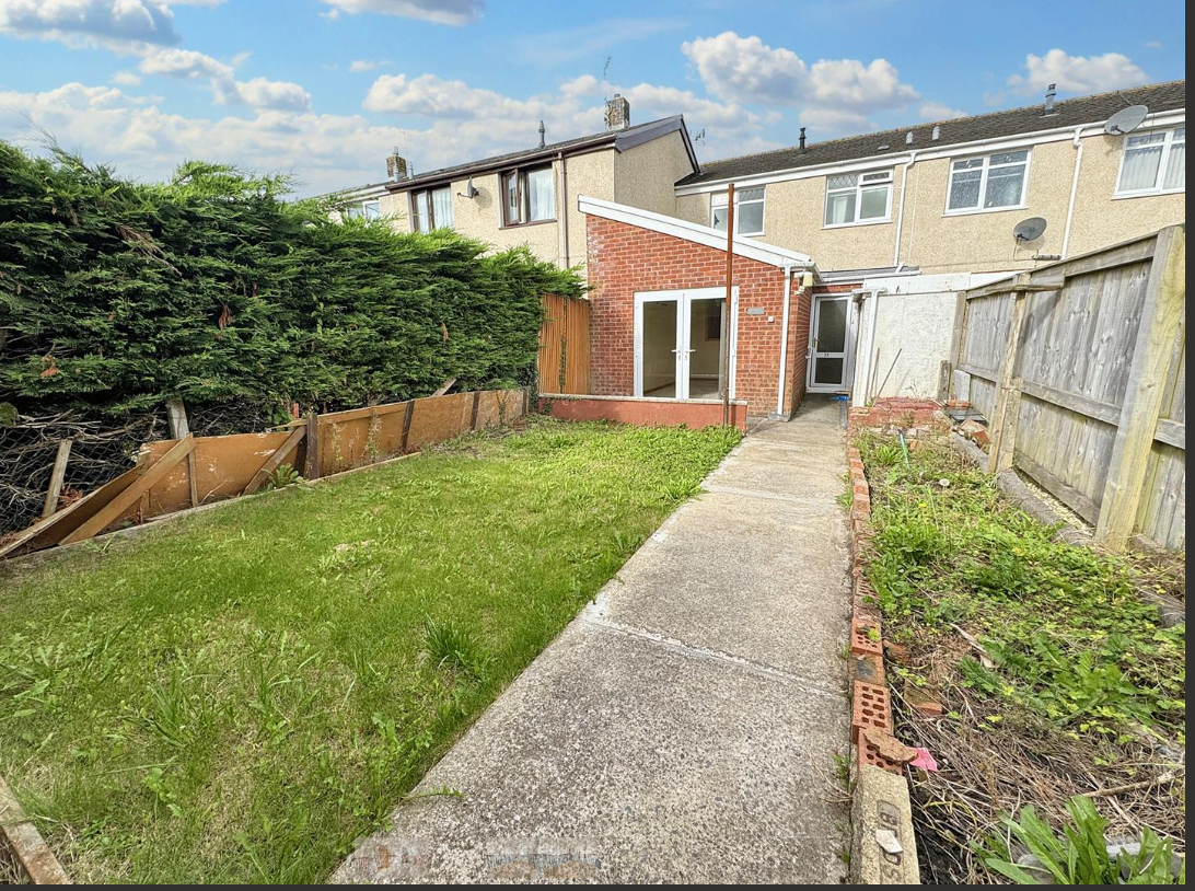 3 bed Terraced