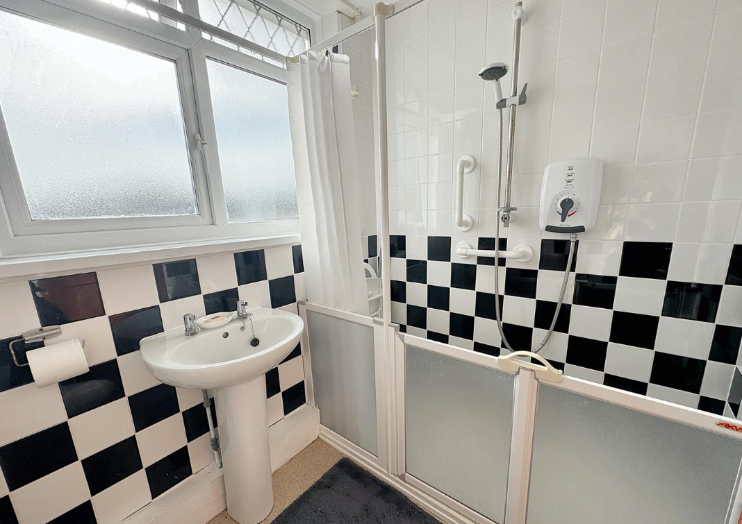 3 bed Terraced