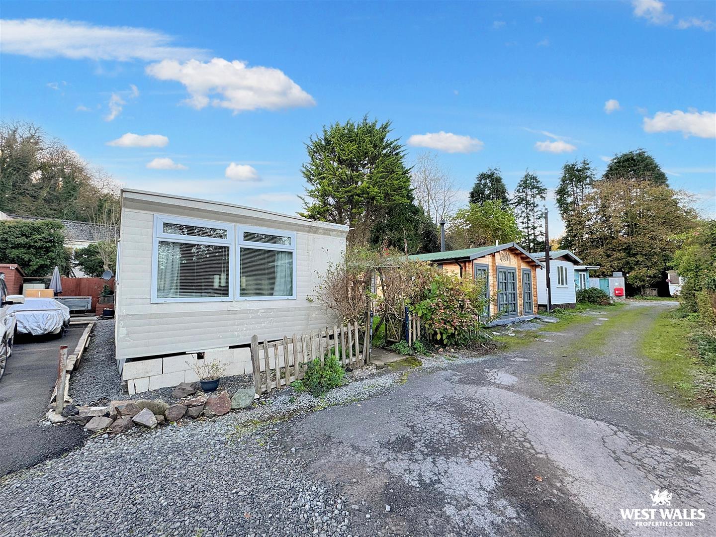 2 bed Detached Bungalow