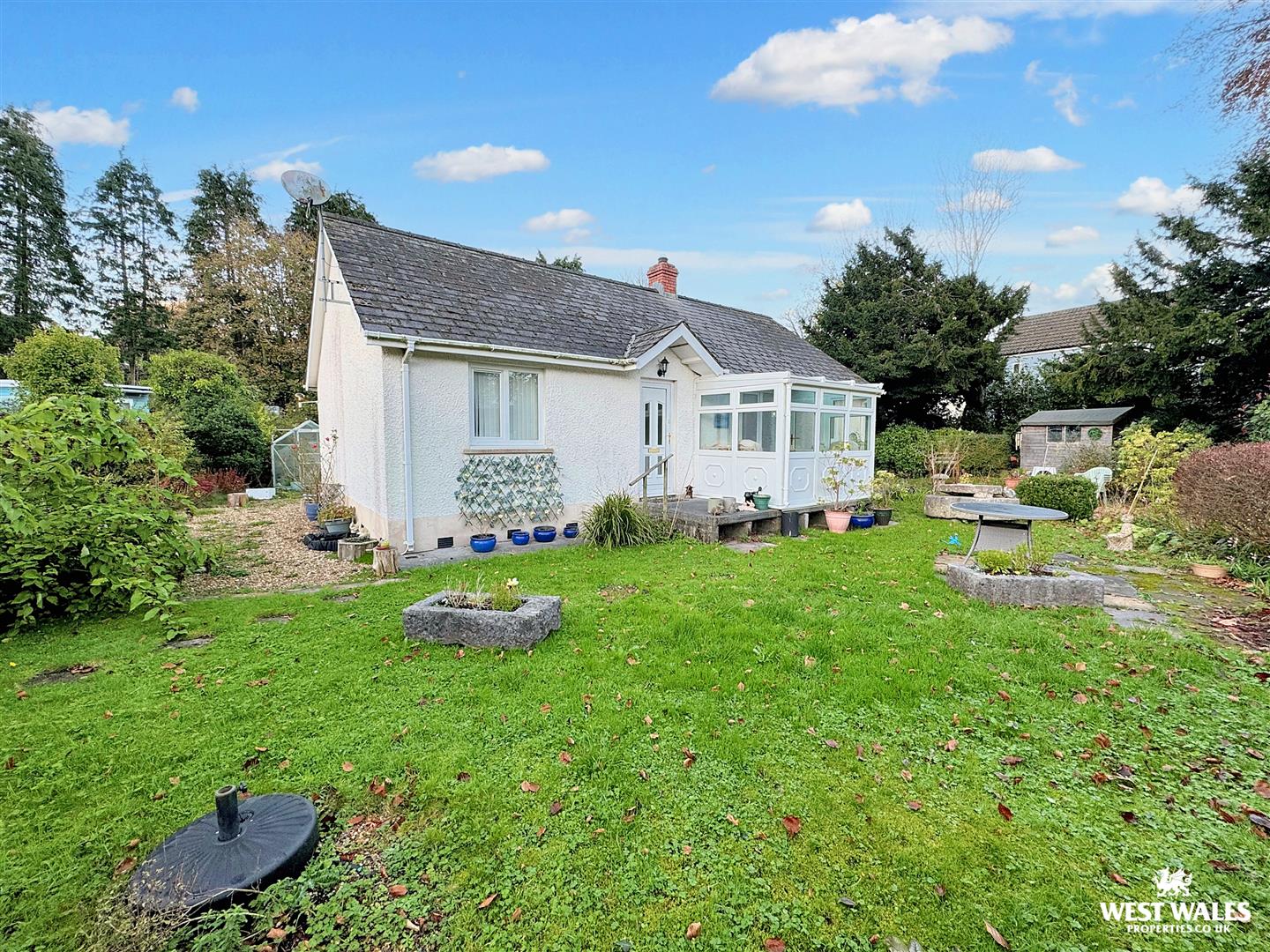 2 bed Detached Bungalow