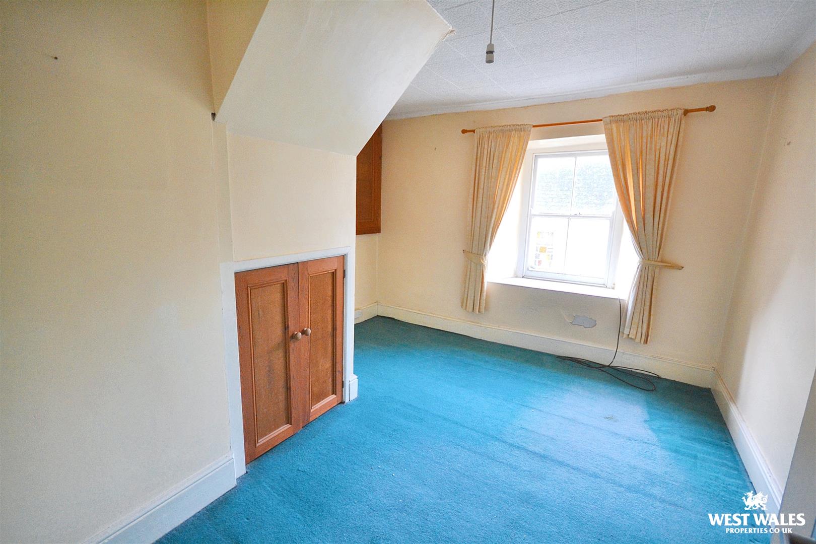 3 bed Terraced