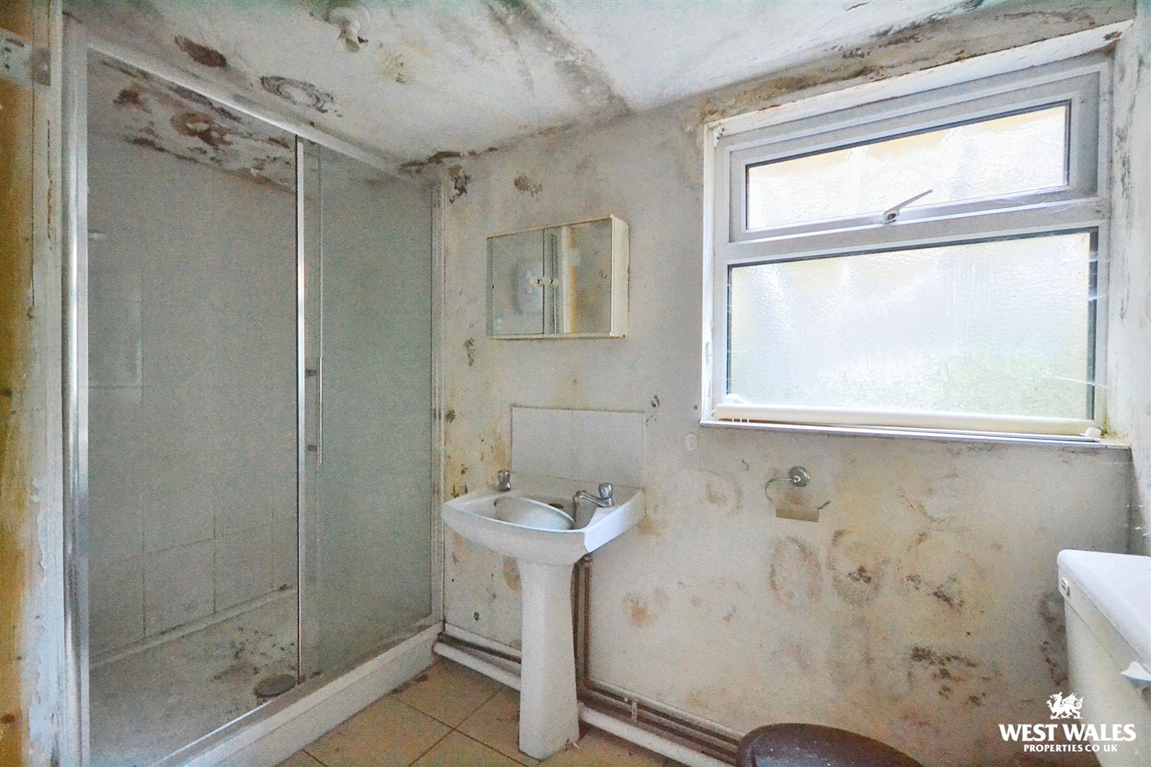 3 bed Terraced