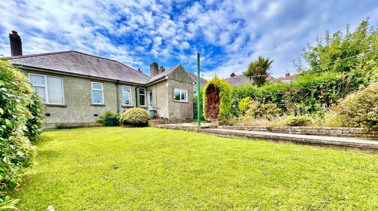 3 bed Detached Bungalow