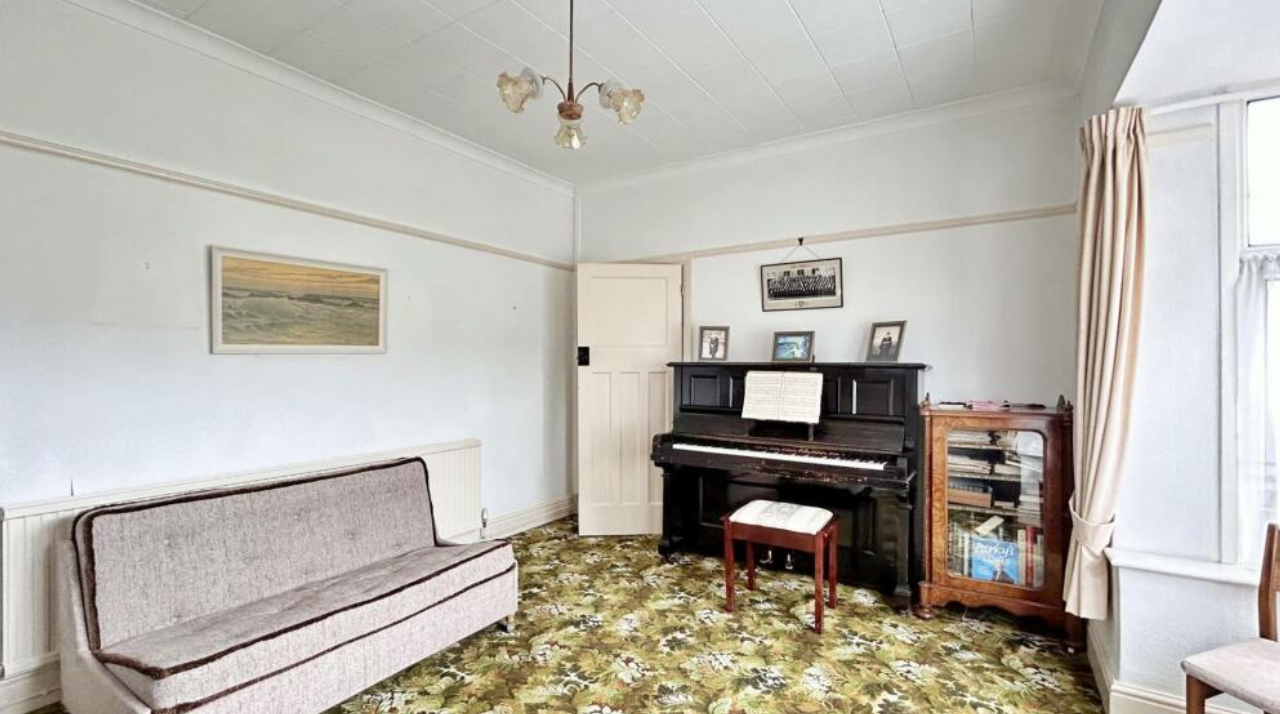 3 bed Detached Bungalow