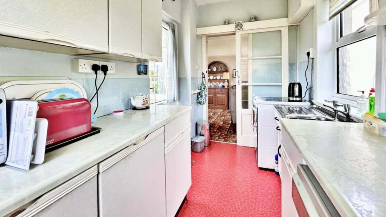 3 bed Detached Bungalow