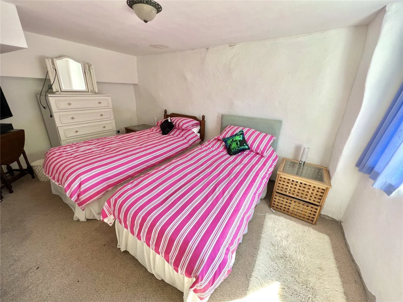 2 bed Detached Bungalow