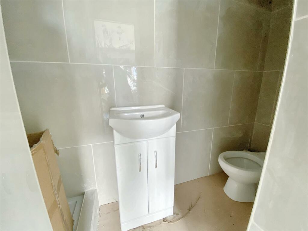 12 bed End of Terrace