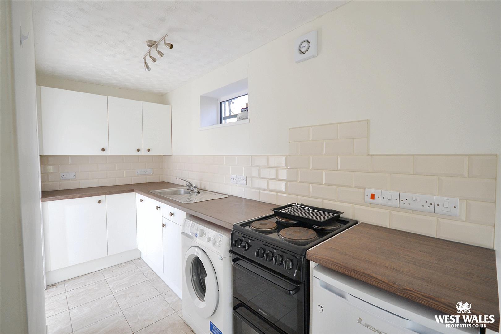 4 bed Detached Bungalow