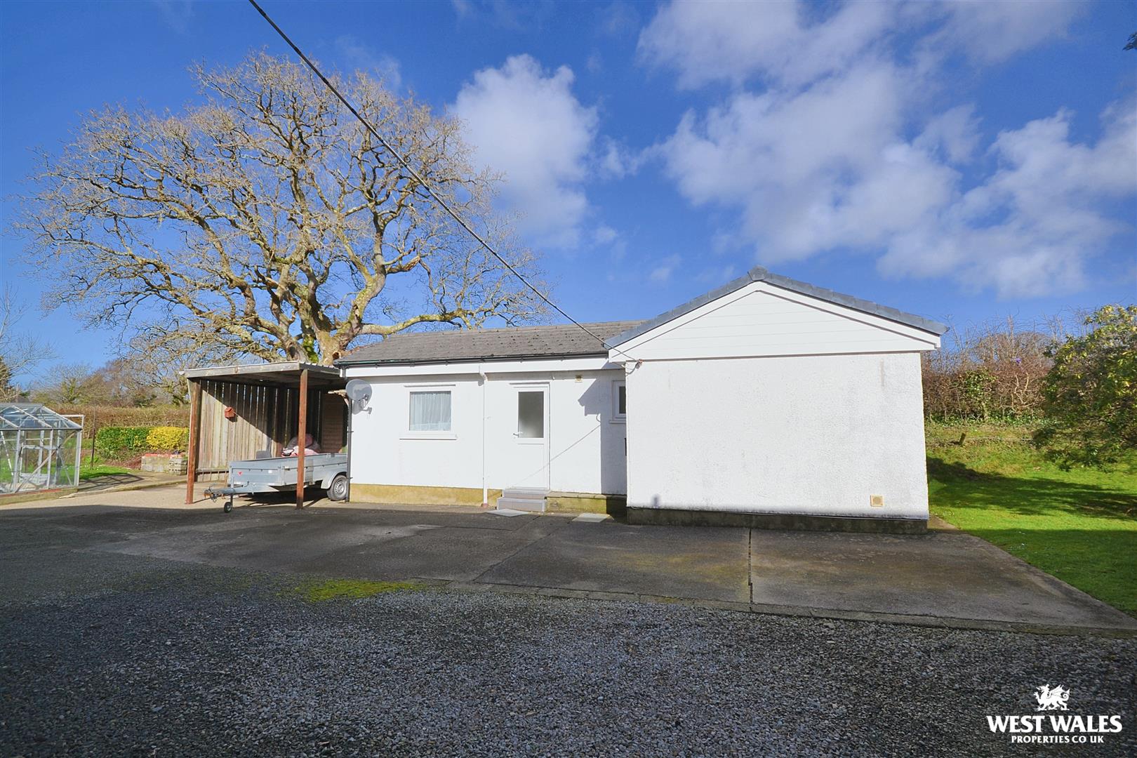 4 bed Detached Bungalow