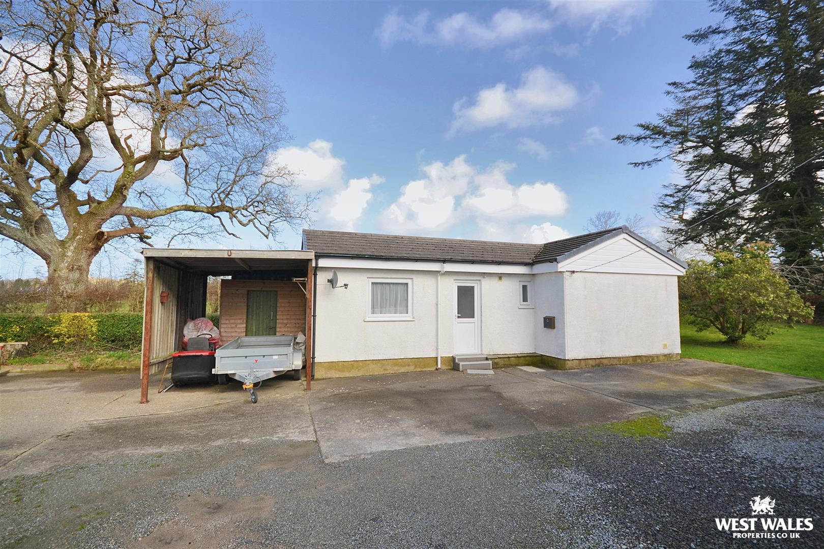 4 bed Detached Bungalow