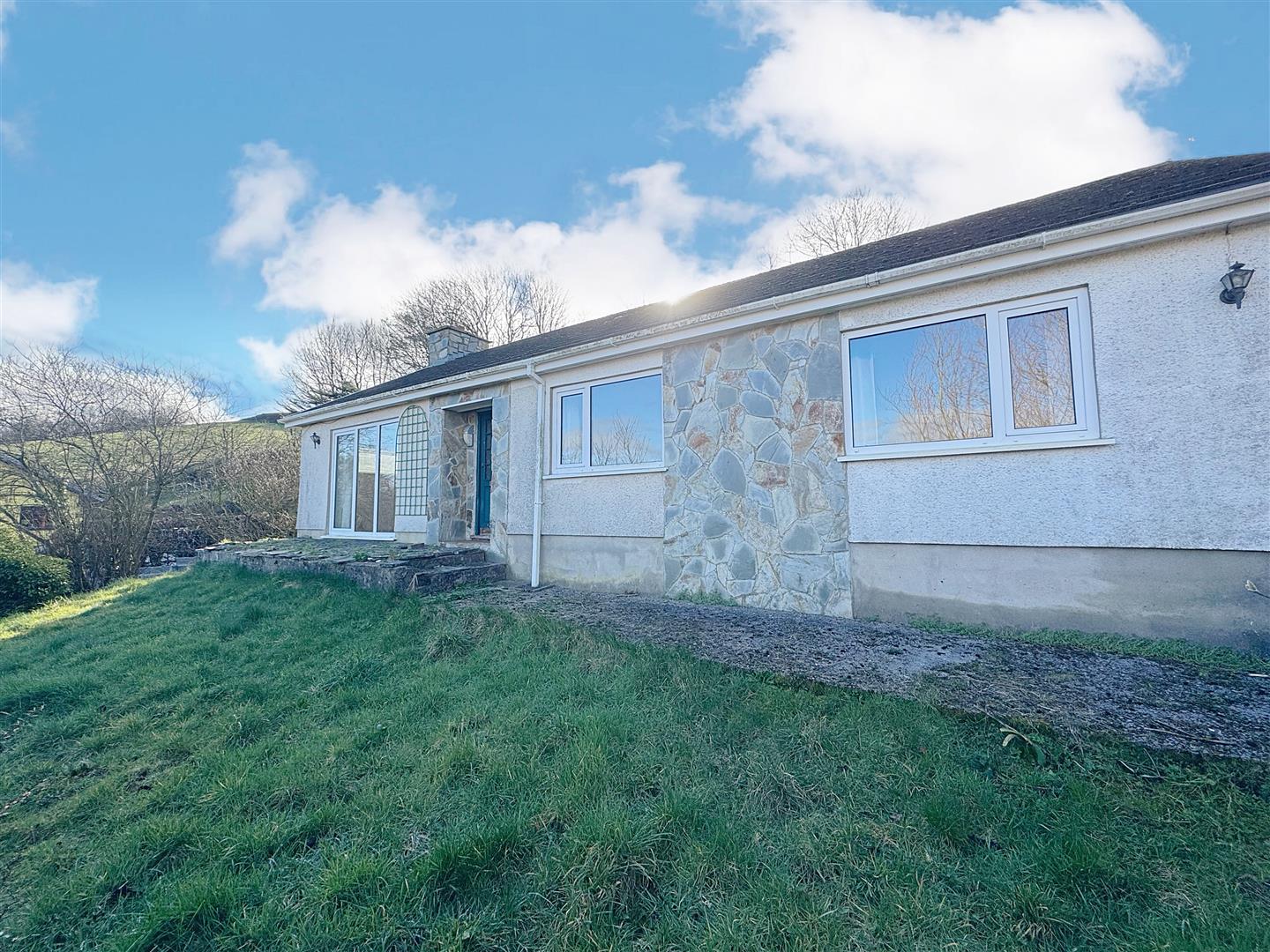 3 bed Detached Bungalow