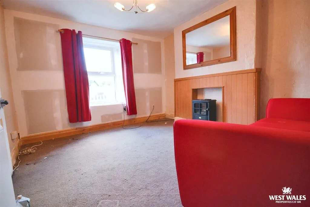 3 bed Semi-Detached
