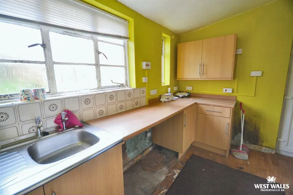 3 bed Semi-Detached