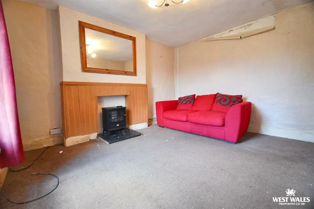 3 bed Semi-Detached